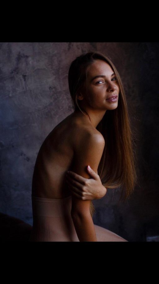 Adriana call-girl en France